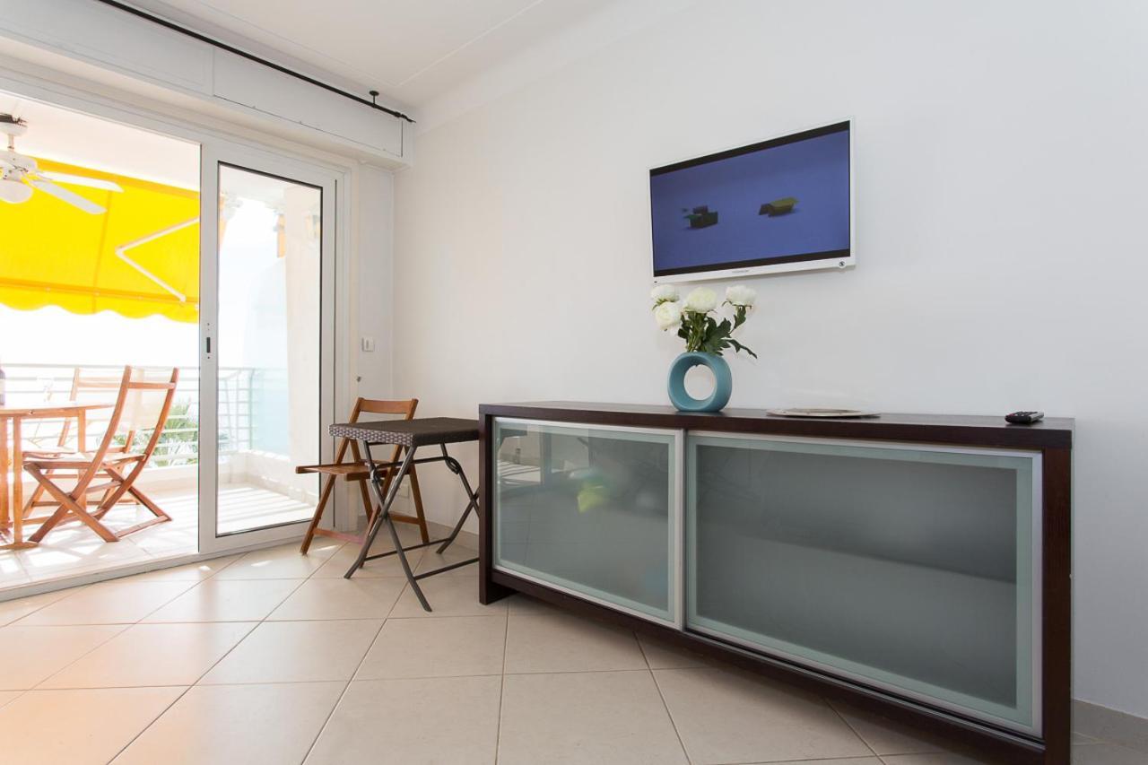 Residence Le Soleil Juan-les-Pins Bagian luar foto