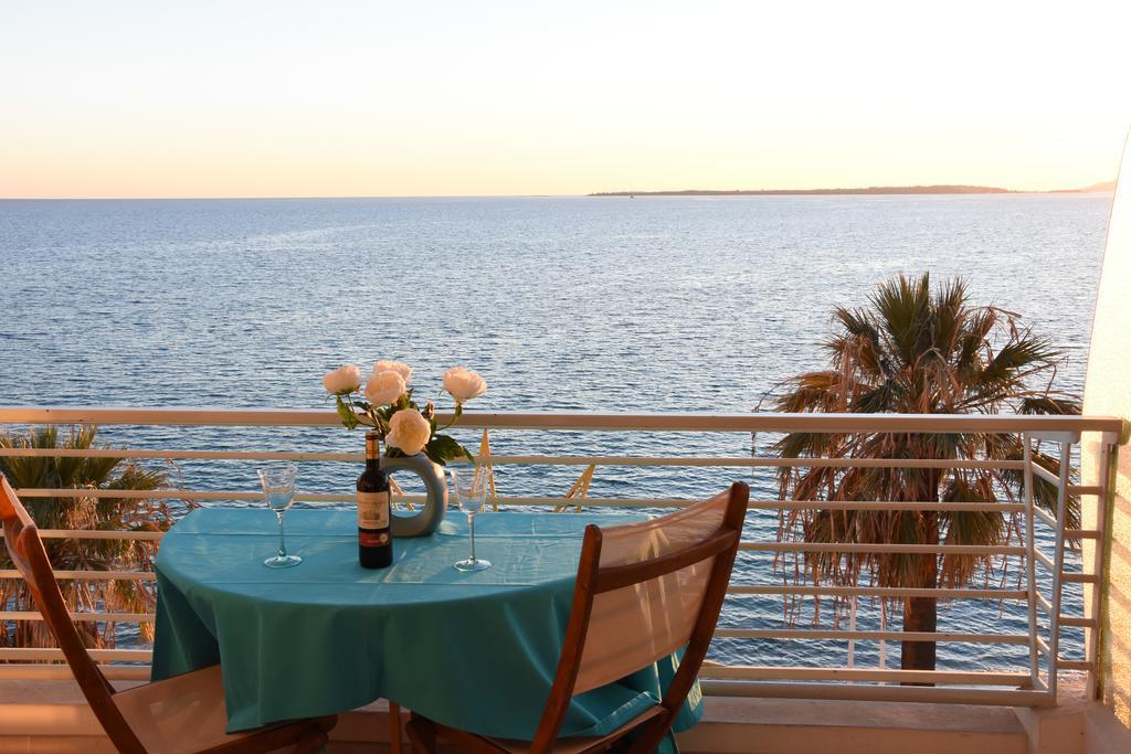 Residence Le Soleil Juan-les-Pins Bagian luar foto